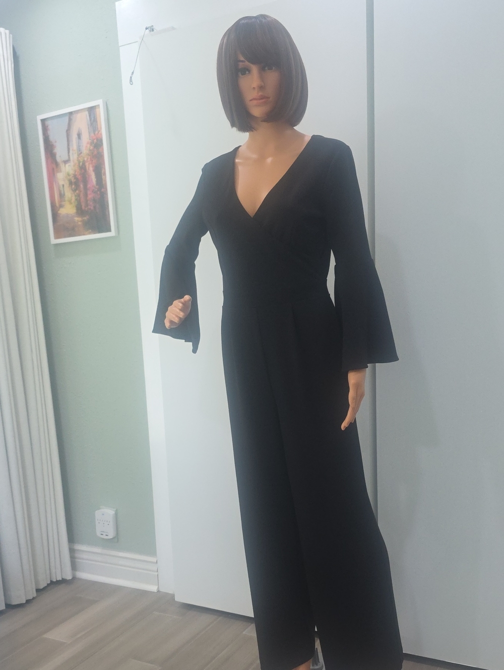 Alexia Admor Black V-Neck Bell Sleeve Jumpsuit with Criss Cross Bodice - Size 4